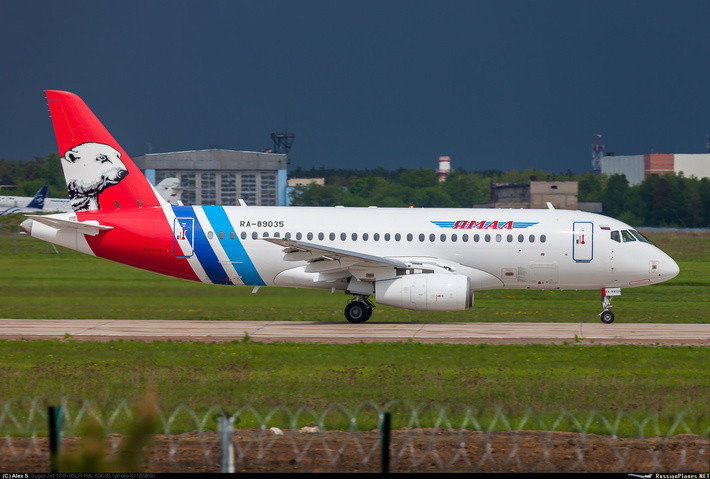 superjet_100_yamal